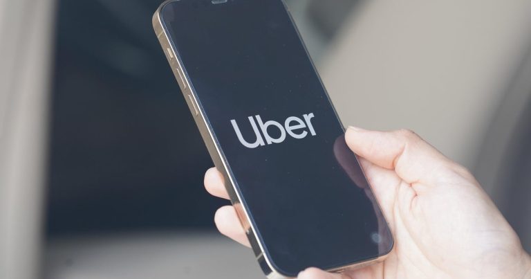 Uber plans to let customers book helicopter rides through its app