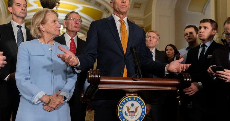 Government shutdown live updates as impasse enters fifth week